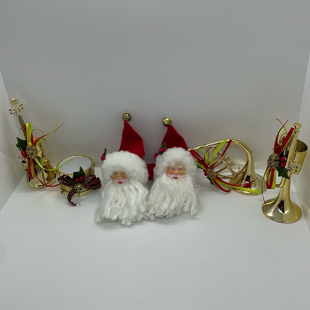 Set of 6 Santa Claus Christmas Instrument Napkin Rings